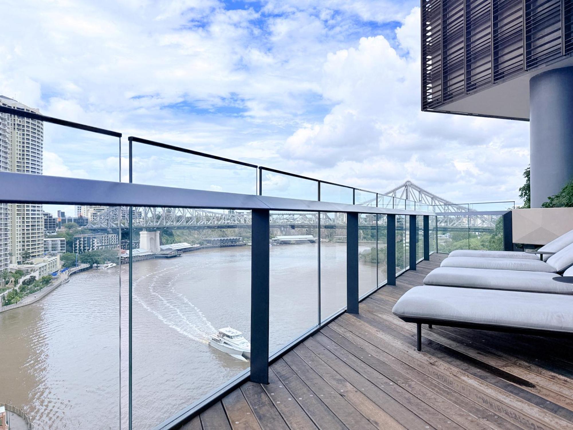 The Luxe At Queen Street River View