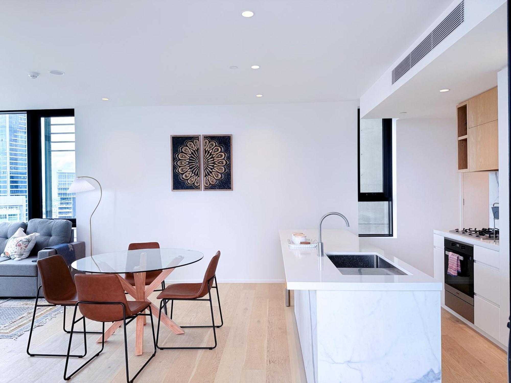 The Luxe At Queen Street River View Brisbane