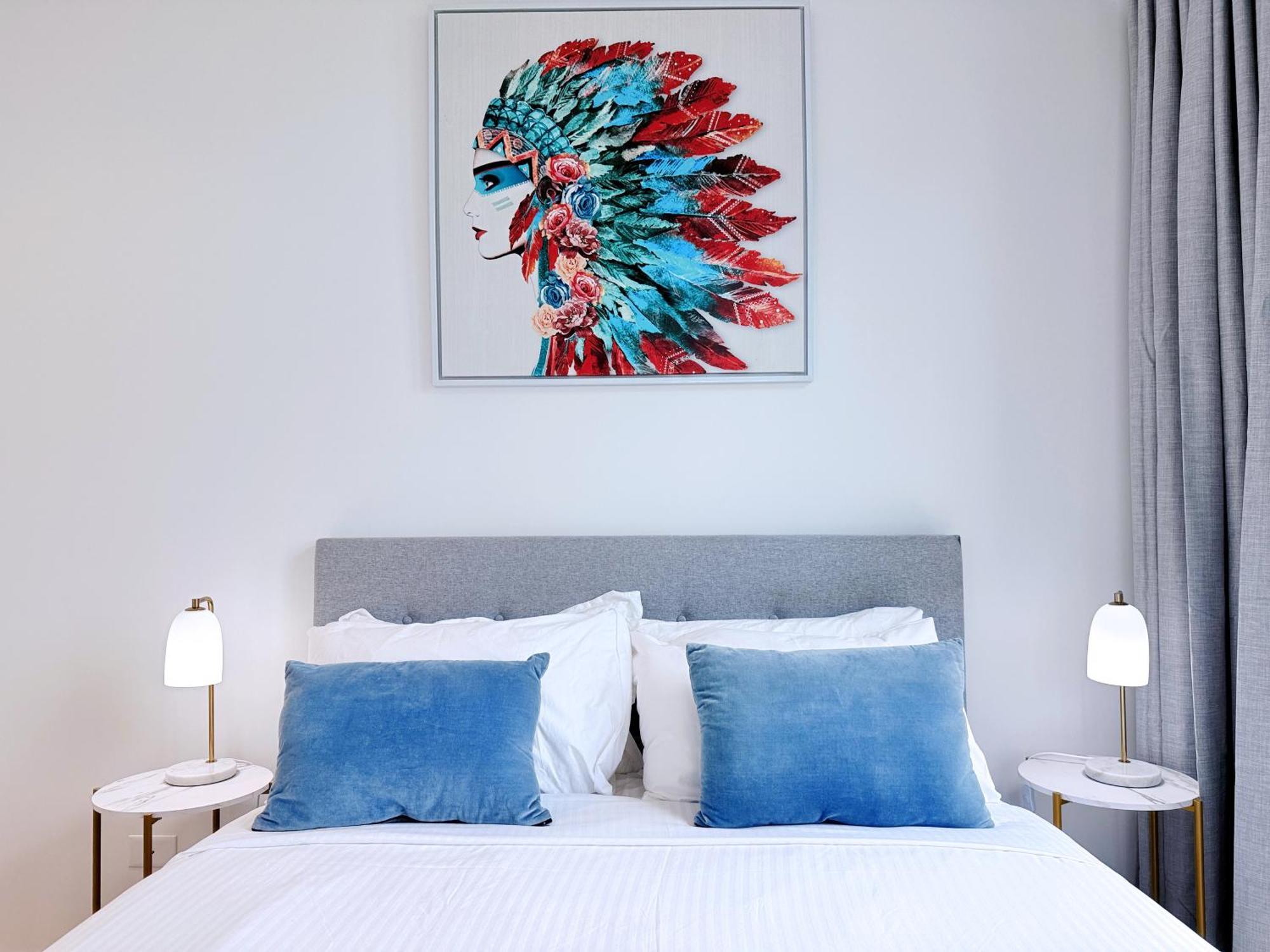 The Luxe At Queen Street River View