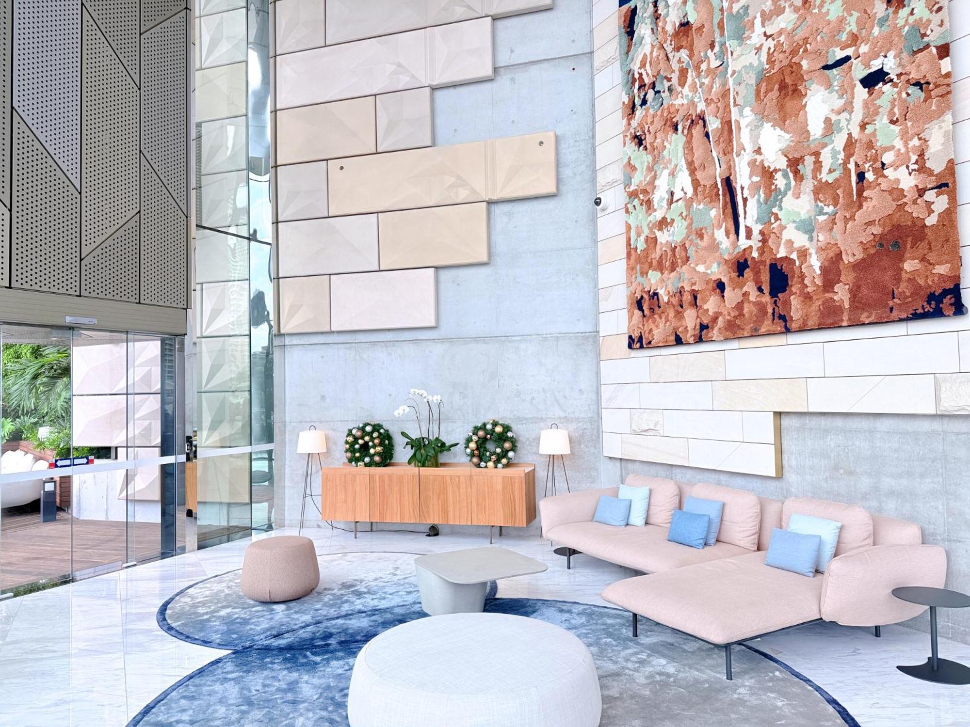 The Luxe At Queen Street River View Apartment